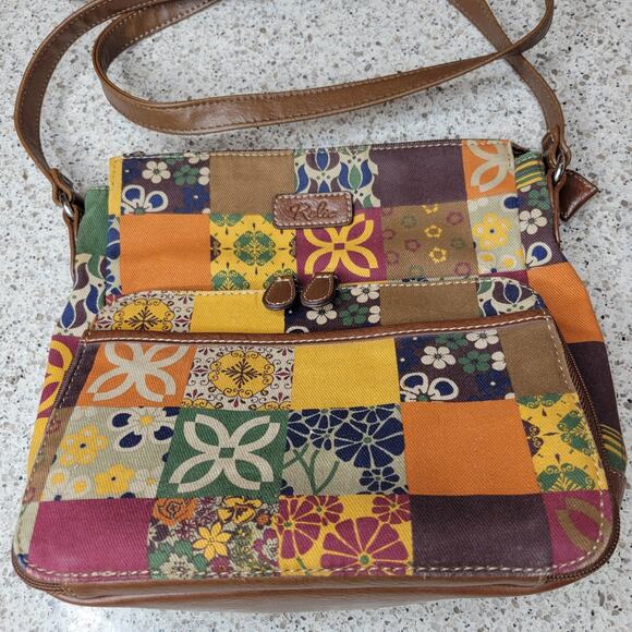 RELIC by Fossil Faux Leather Multi-Color Patchwork Adjustable Crossbody Purse - Picture 5 of 12